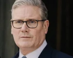 Renunció Keir Starmer y el Reino Unido se encamina a elegir a su séptimo líder en una década
