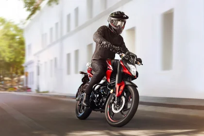 Bajaj renovó su porfolio de motos 2026.