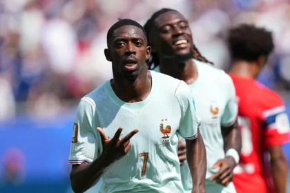 Ousmane Dembélé marcó un hat-trick en 32 minutos en la goleada de Francia a Noruega