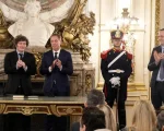 Santilli buscará recuperar la confinaza del Gobierno después de la crisis de Adorni.