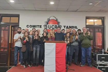 En un acto en el comité, Miguel Lunghi (hijo) asumió su segundo mandato al frente de la UCR local