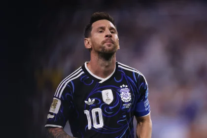 Messi buscará anotar por octavo partido consecutivo en una Copa del Mundo. (@Argentina)