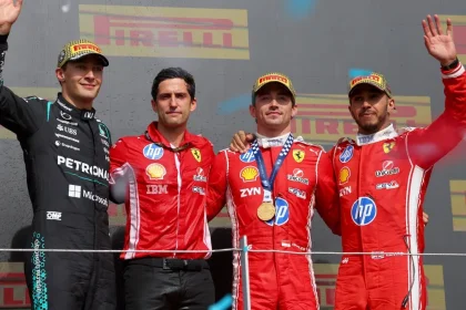 Russell, Leclerc y Hamilton, el podio en Gran Bretaña.