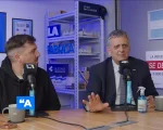 El ejecutivo pasó por el estudio de La Fábrica Podcast .
