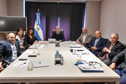 Caputo define una decisión clave sobre Ganancias antes de enviar la nueva Ley de Inocencia Fiscal