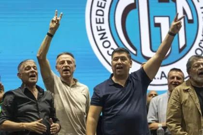 El Gobierno cambió la reforma laboral y habilitó mayores aportes a los sindicatos
