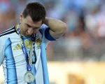 Messi, cabizbajo tras la derrota de Argentina en la final del Mundial 2026. (Afp)